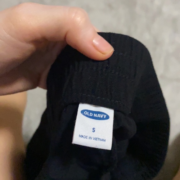 Black shorts - Picture 5 of 5